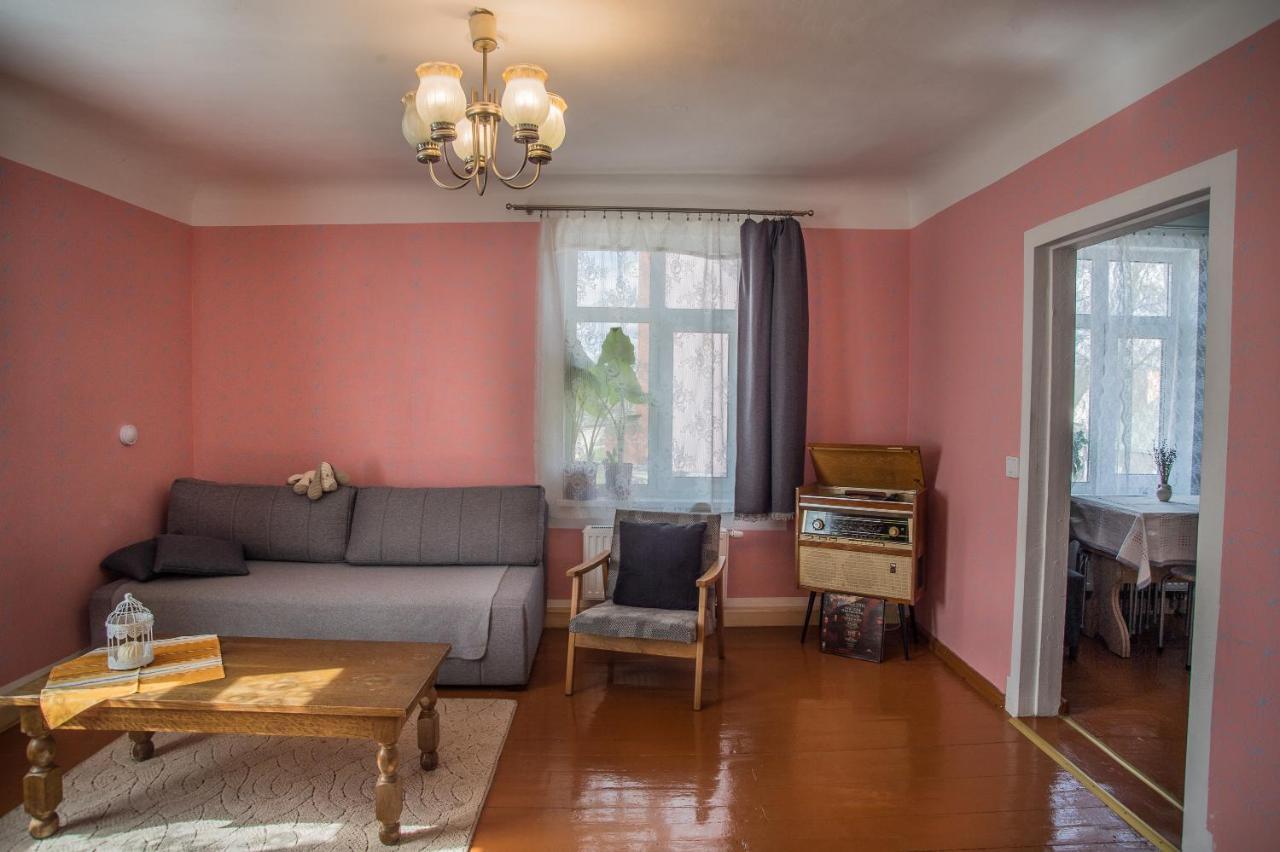 Timemachine Apartment Валмиера Экстерьер фото